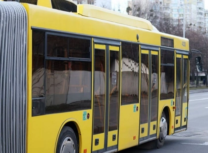 У Києві на вихідних перекриють маршрути транспорту: 10 автобусів і 2 тролейбуси