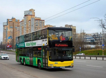 Четвертий двоповерховий автобус уже на маршруті №57 — подарунок Києву від Берліна