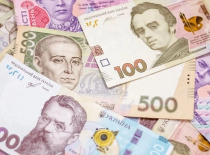 Від санітарів до протезистів: хто з медиків Києва отримає 50 тисяч, а хто — 3 тисячі