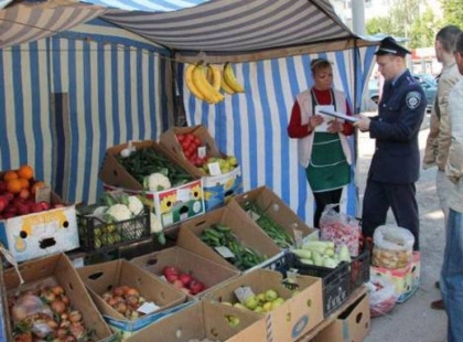 Сотні нелегальних наметів у Києві щороку «з’їдають» до 40 млн грн міського бюджету