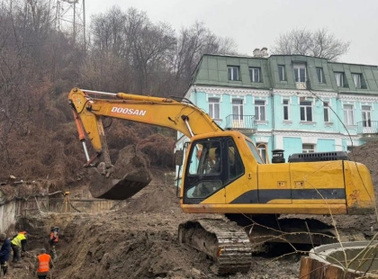 Забудова на Подолі: прокуратура бореться за землю, активісти — за збереження історії