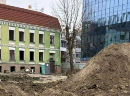 Скандал у центрі Києва: будівництво на Подолі призупинили через самовільні роботи в історичному ареалі