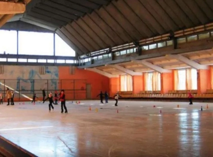 Дитячий спорт під загрозою: у Києві можуть закрити ковзанку «Крижинка»