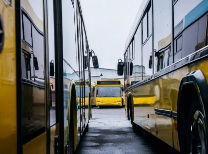 Автобуси і тролейбус у Києві змінять схеми руху через продуктові ярмарки