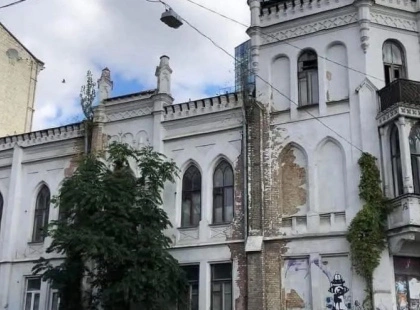 Флігель садиби Терещенків знову належить громаді Києва — суд поставив крапку