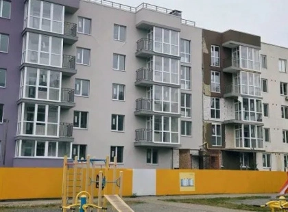 Житло для 110 мешканців Бучі: як просувається відновлення будинку на Гмирі