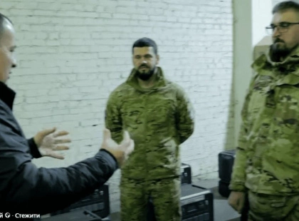 Із Києва — на передову: столичні волонтери передали зарядні станції 81-й бригаді ДШВ
