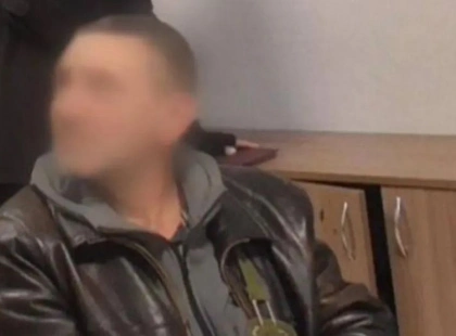 У столиці чоловік напав на падчерку та поранив малолітнього сина