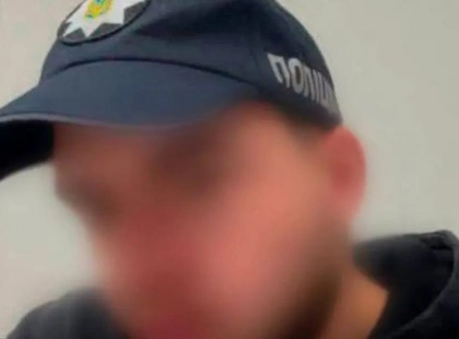 У Києві притягнули до відповідальності блогера за відео у поліцейській формі
