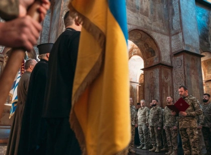 Духовна підтримка війська: у Києві відбувся 12-й випуск військових капеланів