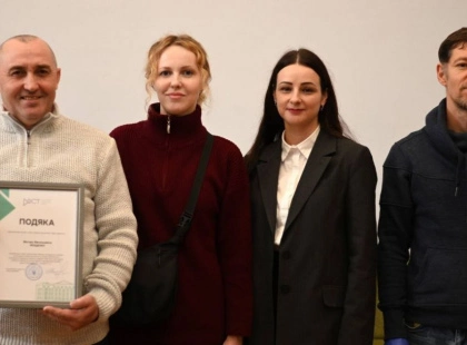 Меч і сокири X–XI століття: київська родина передала унікальні знахідки до музею