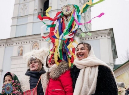 Різдво в русі: центром Києва пройшла святкова хода із різдвяними зірками