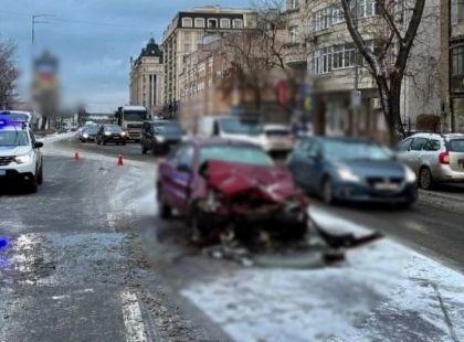 Борщагівська й Набережно-Лугова стоять: альтернативні шляхи руху