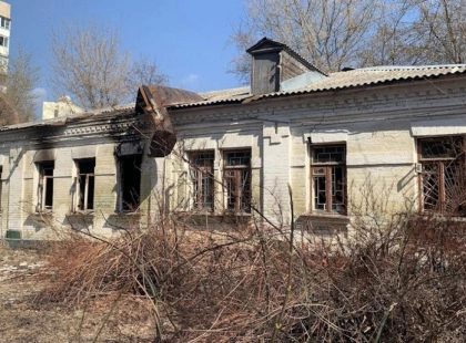 Тричі спалена в центрі Києва: кому заважає садиба Сидорова на Ярославовому Валу