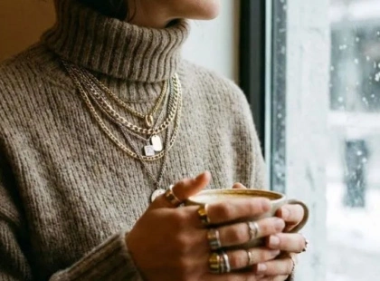 Модний тренд mix & match: як стильно носити золото та срібло разом.