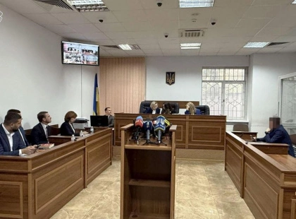 У Києві покарали адвоката за зрив суду у справі вбивства підлітка на станції фунікулера