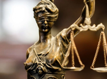 157 мільйонів за суд-привид: як Київ три роки платить за ліквідований ОАСК