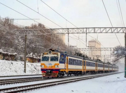 Ранковий збій у Києві: чому затрималася кільцева електричка та як не запізнитися наступного разу