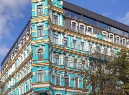 Кінець 15-річного ігнорування: суд змусив власника історичного будинку біля Софії Київської захистити пам’ятку