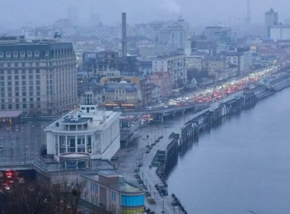 Київ без блекауту, але з холодом: 127 будинків і далі без опалення