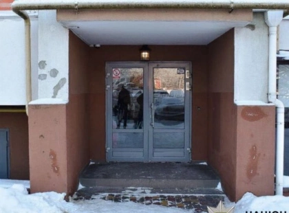Засідка у під’їзді: на Бучанщині чоловік намагався вбити колишню дружину через майно