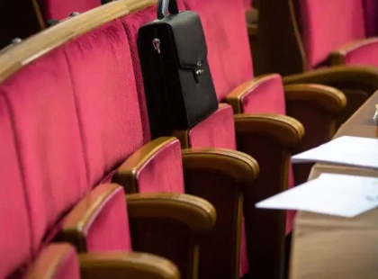 Політика в холодильнику: після нічного обстрілу Верховна Рада залишилася без тепла та води