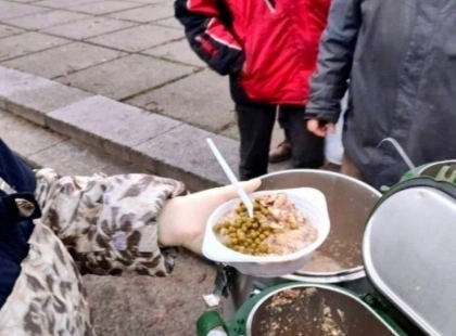 Гаряче харчування для киян: ДСНС підготувала 41 польову кухню