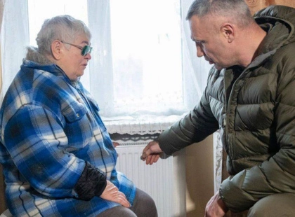 У Деснянському районі маломобільних людей тимчасово відселяють до пансіонатів через відсутність тепла