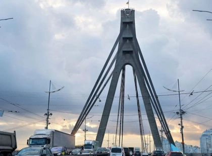 31 січня у Києві частково обмежать рух мостом через Десенку