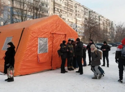 Київ поступово відновлює тепло: близько 1000 будинків досі не підключені