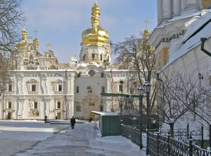Погода диктує правила: Києво-Печерську лавру знову закрили для відвідувачів