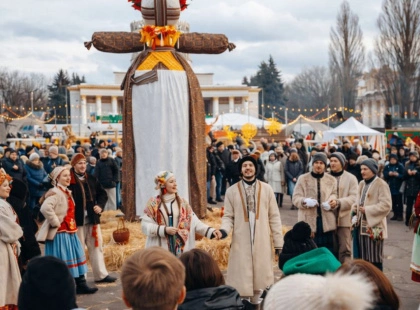 Без млинців і гопака: на ВДНГ святкуватимуть Масницю за справжніми українськими традиціями