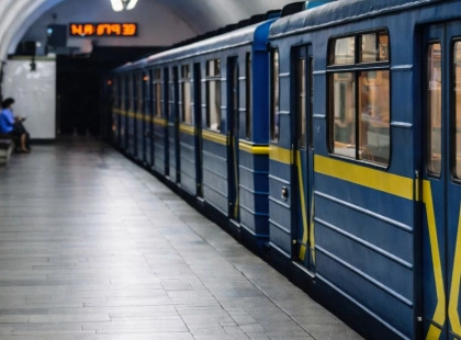 Потяги за графіком та станції-укриття: як працює київське метро у лютому 2026 року?