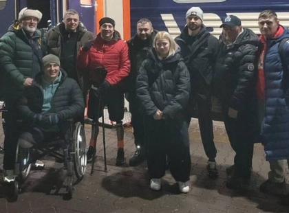 Ветерани з Ірпеня поїхали підкорювати парахокей у Фінляндію