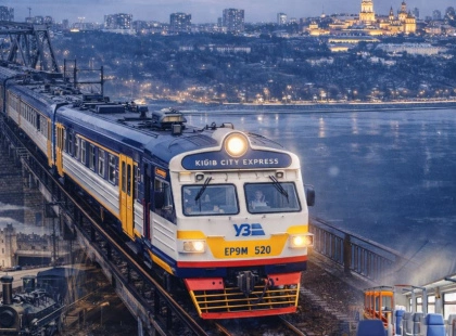 Чому кияни пересіли на міську електричку: історія Kyiv City Express від імперських колій до сучасної війни