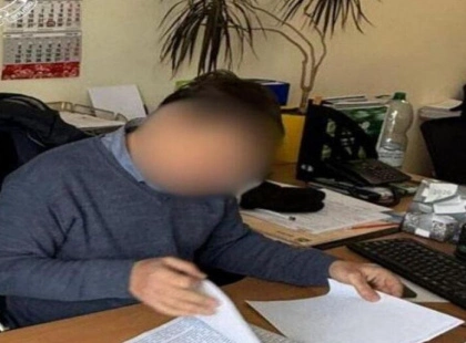 Сіль за ціною золота: у Києві чиновника ШЕУ підозрюють у переплаті пів мільйона гривень