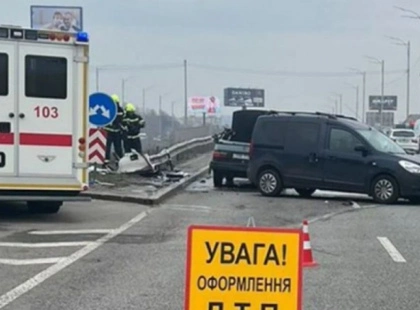 ДТП на Великій Кільцевій: частково заблоковано ключову магістраль Києва