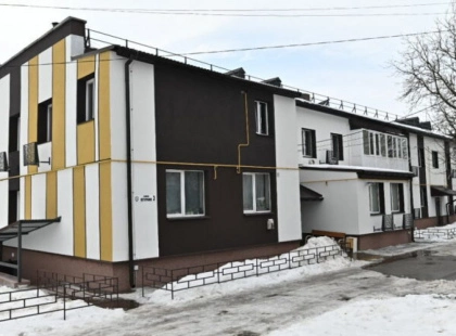 Сонячні дахи і нові двори: у Бородянці здали чергові відновлені будинки