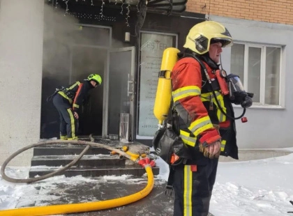У Печерському районі Києва в салоні краси загорівся генератор