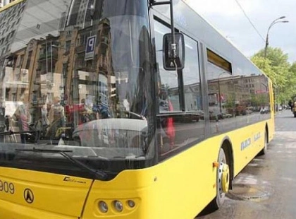 Ярмарки перекроять рух: у Києві на вихідні змінять маршрути автобусів