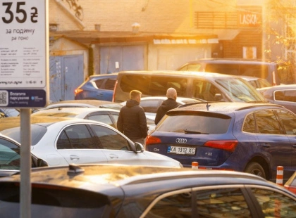 У Києві хочуть підвищити тарифи на паркування: для платників податків можуть дати 90% знижку