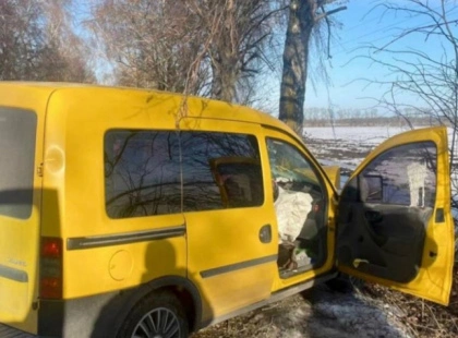 На Київщині сталася смертельна аварія: 49-річна водійка загинула після зіткнення з деревом