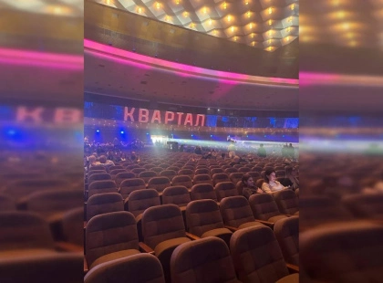Порожня зала і жарти про Єрмака: у мережі обговорюють концерт “Кварталу 95” у Києві