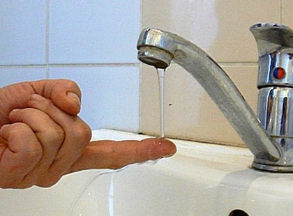 Сухі крани: в яких районах Києва сьогодні зникла вода і коли повернуть нормальний тиск