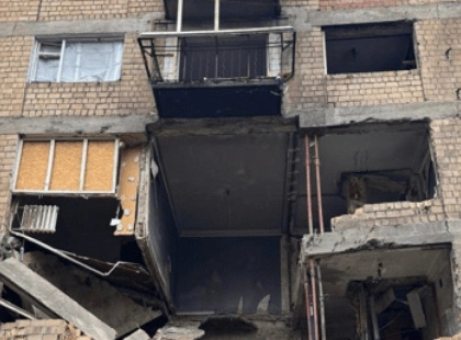 У Києві відновлюватимуть пошкоджений обстрілом будинок на Відрадному: на проєкт виділили понад 1,2 млн грн