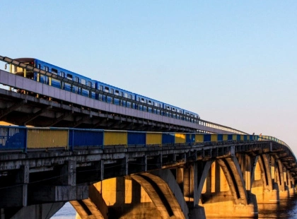 Мільйони на папери: чому ремонт мосту Метро знову «перепроєктують» прямо під час робіт