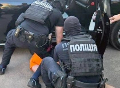 У Києві затримали чотирьох паліїв автівок військових на замовлення російських кураторів