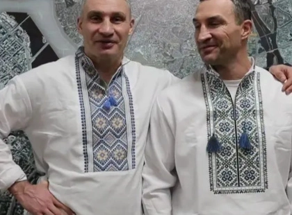 «Бо без тебе — немає мене»: Віталій Кличко зворушливо привітав брата з 50-річчям