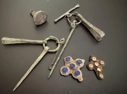 Київські митники врятували 39 старовинних археологічних пам’яток від незаконного вивезення за кордон