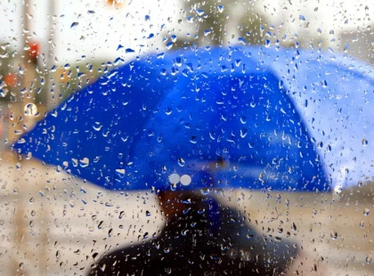 До Києва йде дощ: температура підніметься до +11°С вдень